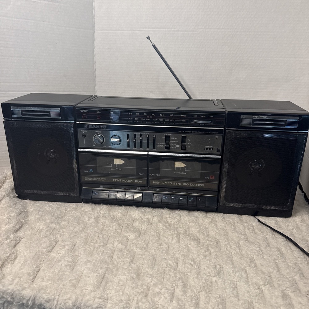 Vintage Sanyo Boombox Radio Dual Cassette Player W225A Works Detachable Speaker